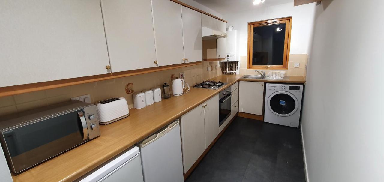 Spacious, Modern 3 Bedroom Luxury Flat In Centre Location Broughty Ferry Kültér fotó