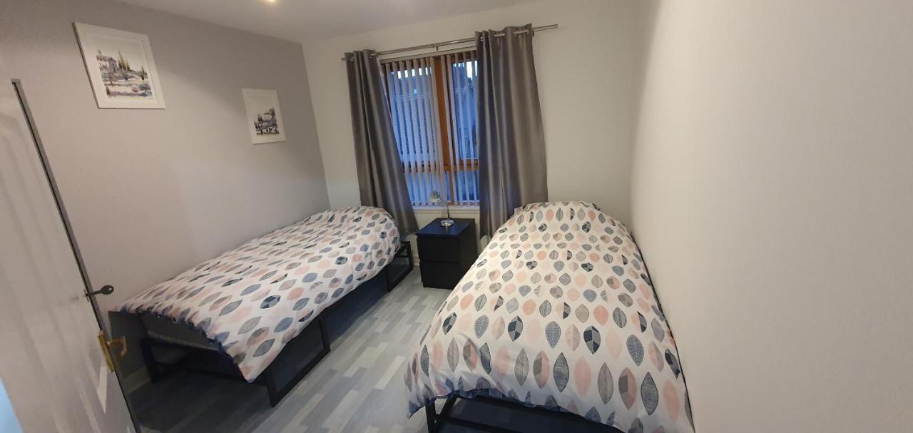 Spacious, Modern 3 Bedroom Luxury Flat In Centre Location Broughty Ferry Kültér fotó
